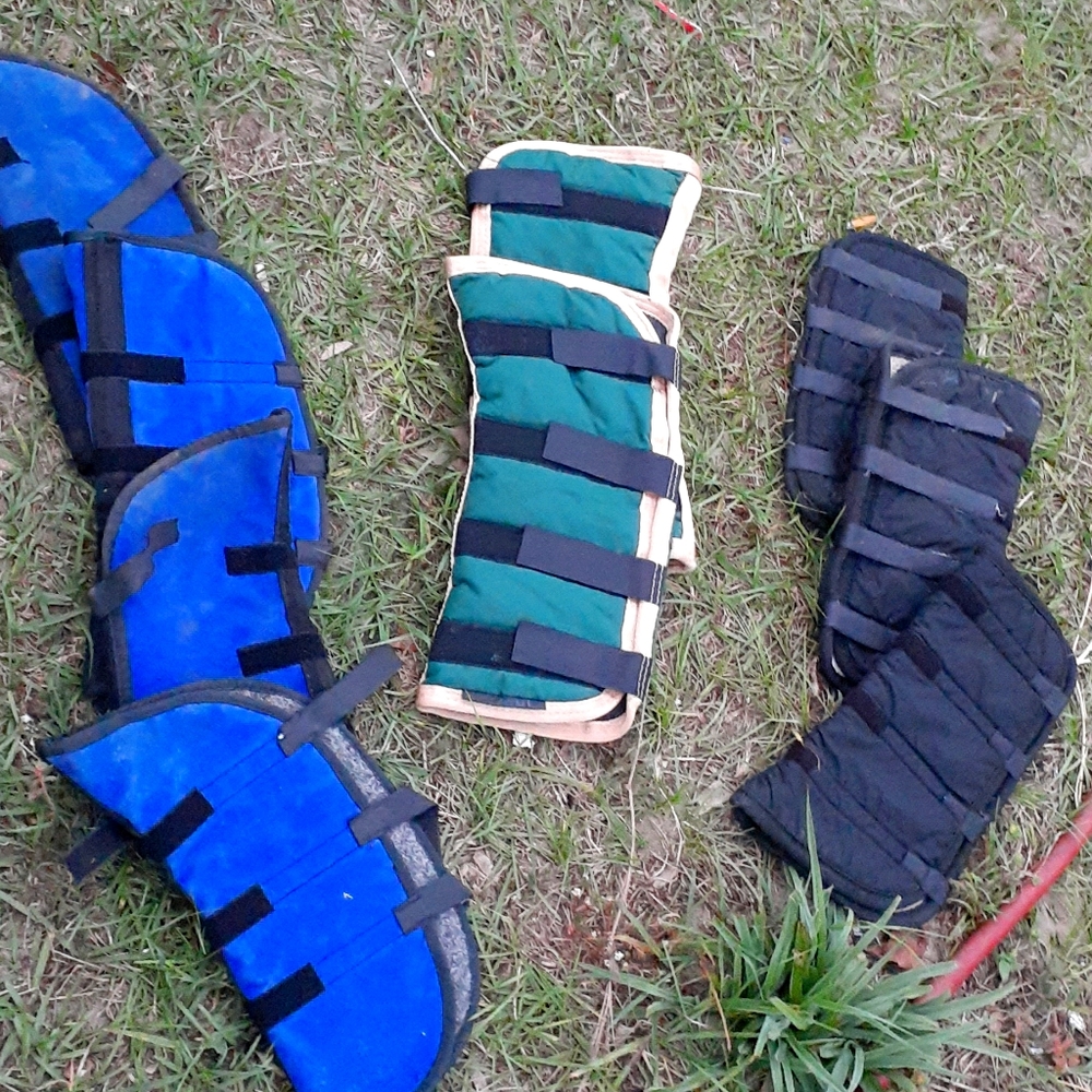 Shipping boots/leg warmers bundle